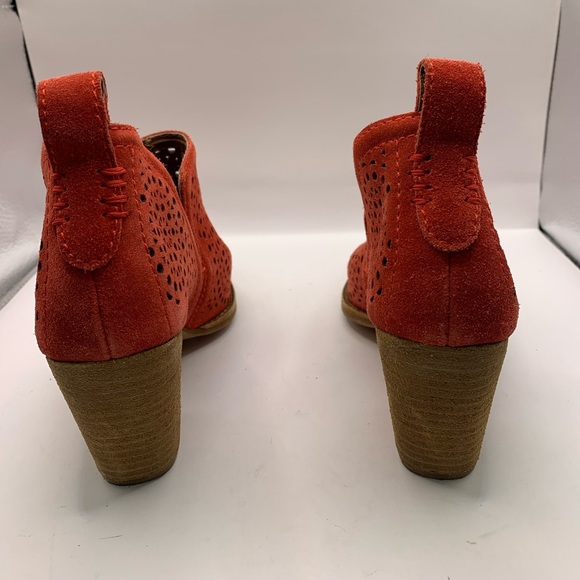 Jeffrey Campbell Red Boots Size 7 suede - Picture 4 of 7